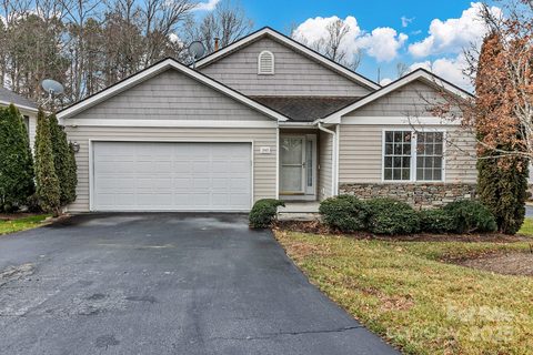 243 Highland Golf Drive sold home in Highland Golf Villas, Flat Rock, NC