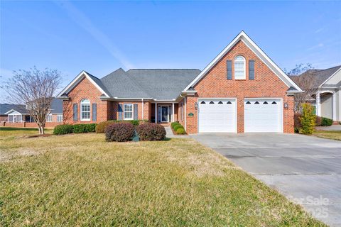 104 Plantation Court sold home in Magnolia Plantation, Shelby, NC