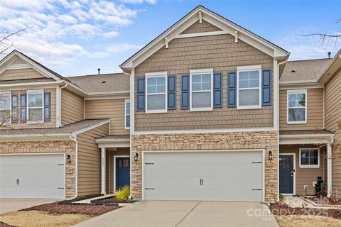2461 Palmdale Walk Drive sold townhome in Forest Grove, Fort Mill, SC