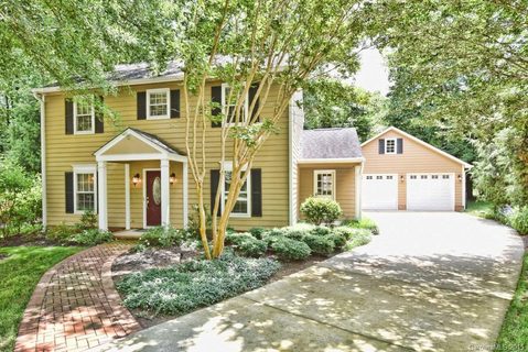 8439 Knollbrook Drive