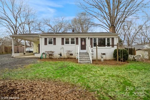 2317 Penny Park Drive sold home in Springbrook, Gastonia, NC