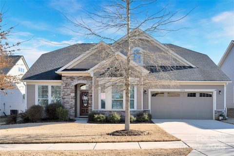1496 Imperial Court sold home in Kings Grove, York, SC