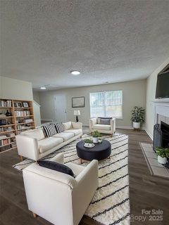 2303 Hope Valley Lane