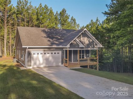 117 Ashley Court sold home in Hillcrest, Mill Spring, NC