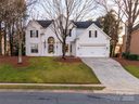 12813 Angel Oak Drive sold home in Huntersville, SC