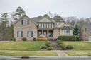 5002 Stonehill Lane sold home in Matthews, SC