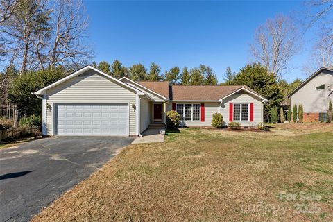 19 Strathmore Drive sold home in Chadwicke, Arden, NC