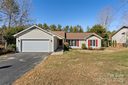 19 Strathmore Drive sold home in Arden, SC