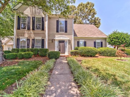 17115 Graves Court sold home in Bordeaux, Cornelius, NC