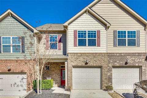 311 Kennebel Place