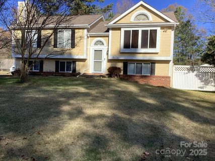 5426 Jaslie Lane