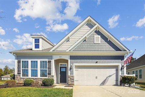 818 Altamonte Drive