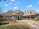 5519 Two Iron Drive sold home in Matthews, SC