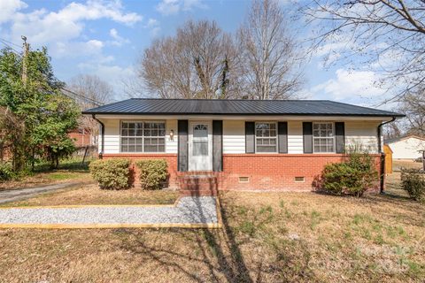 610 Center Street sold home in Green Acres, Gastonia, NC