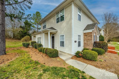 11426 Savannah Creek Drive sold home in Savannah Townhomes, Charlotte, NC