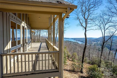 105 Boulder Knob Drive