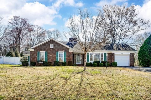 605 Ridgeway Drive