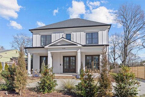 1700 Hawthorne Lane