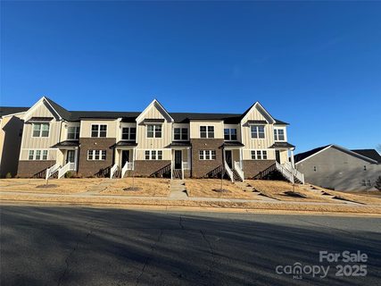 108 Glencoe Lane 102 sold townhome in Carriage Club Townhomes, Mooresville, NC