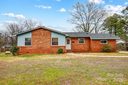 3747 Stonehaven Drive sold home in Charlotte, SC