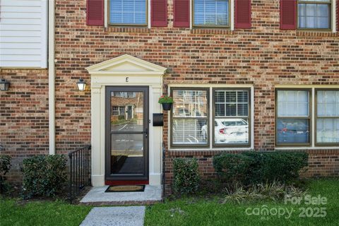 6322 Old Pineville Road sold home in Carriage House, Charlotte, NC