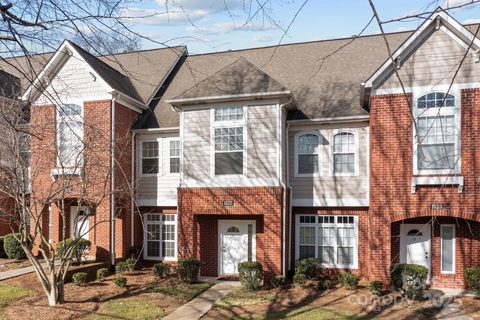 1127 Central Park Circle sold townhome in Park at Davidson, Davidson, NC