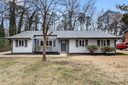 7124 Lake Drive sold home in Matthews, SC