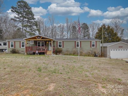 1114 Beagles Run Drive sold home in Hunters Retreat, Lincolnton, NC