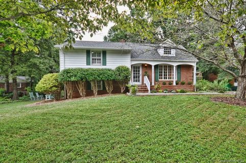 Previously sold for $285,000