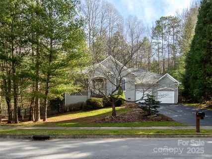44 Greenwells Glory Drive