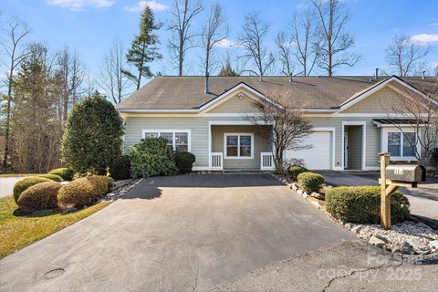 19 Fox Briar Drive sold townhome in Fox Glen, Fletcher, NC