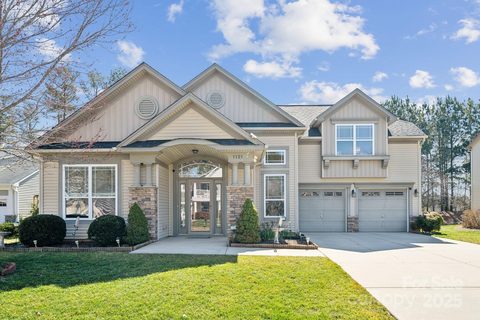 1121 Mckee Farm Lane sold home in South Point Village, Belmont, NC