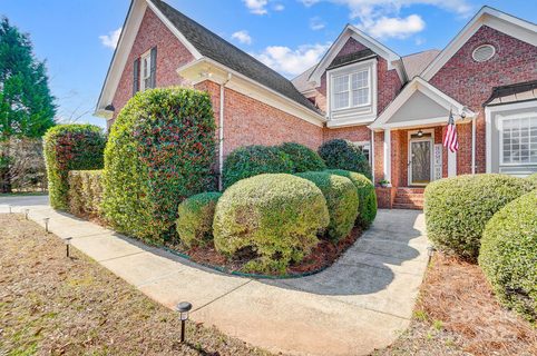 647 Powder Horn Lane sold home in Hunters Pointe, Indian Trail, NC