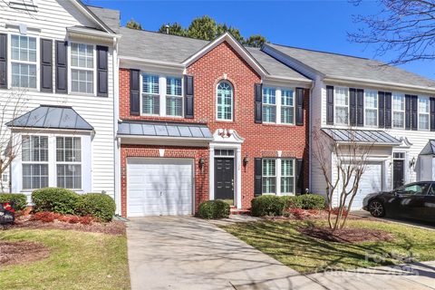 128 S Arcadian Way