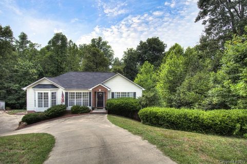 119 Bridgeport Lane sold home in Beacon Hills, Gastonia, NC