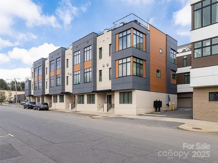 14 Bauhaus Court sold townhome in Bauhaus South Slope, Asheville, NC