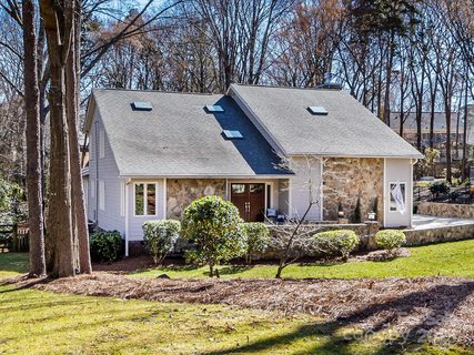 Previously sold for $1,289,000