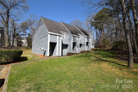 9129 Troon Lane sold condo in Pawtuckett On The Green, Charlotte, NC