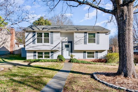 5304 Split Oak Drive sold home in Wildwood, Charlotte, NC