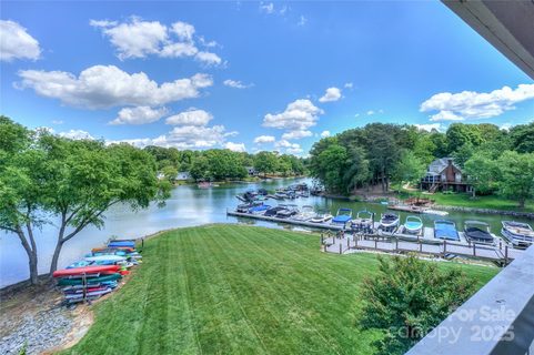 107 Pier 33 Drive sold home in Pier 33, Mooresville, NC