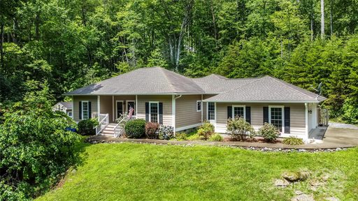 941 Wash Freeman Road sold home in Lace Falls, Hendersonville, NC
