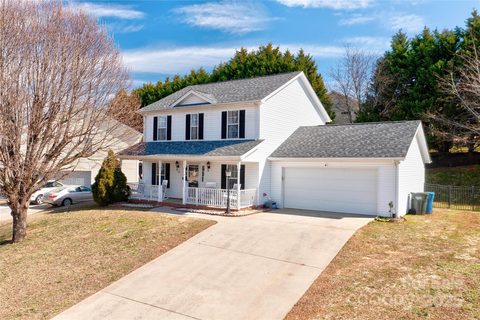 236 17th Avenue sold home in Stonebrook, Hickory, NC