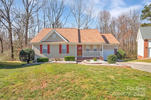 7905 Symphony Road sold home in Rolling Hills, Charlotte, NC