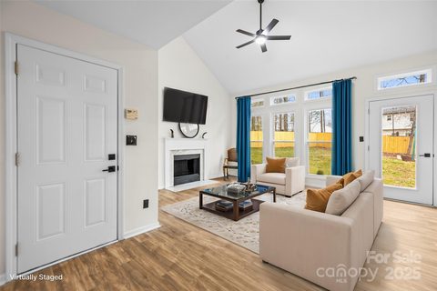10211 Ridgewell Court sold home in Cambridge Commons, Charlotte, NC