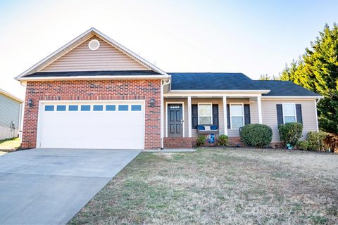 217 Pine Meadows Circle sold home in Pine Meadows, Hickory, NC