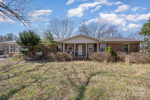 607 Dick Street sold home in Eastwood Park, Albemarle, NC