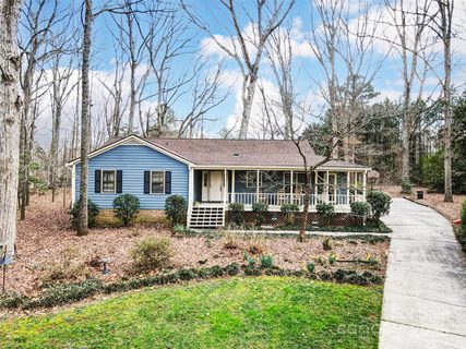 2400 Whirlaway Court