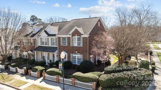 6057 Creft Circle