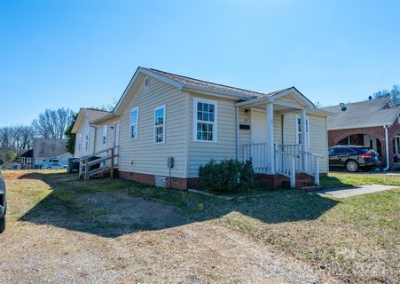 15 17 Brookwood Avenue 14 sold multi-family property in Aurora Highlands, Concord, NC