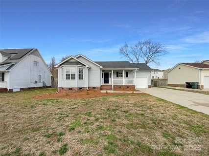 3632 Farm Lake Drive sold home in Park View, Concord, NC